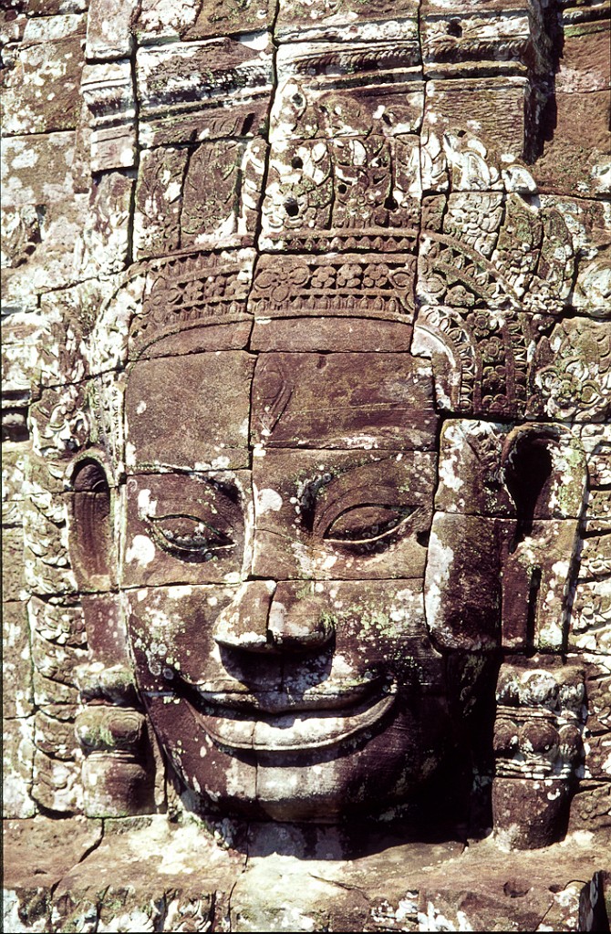 Angkor 8- Twarz z Bayon ScrHDsRGB.jpg